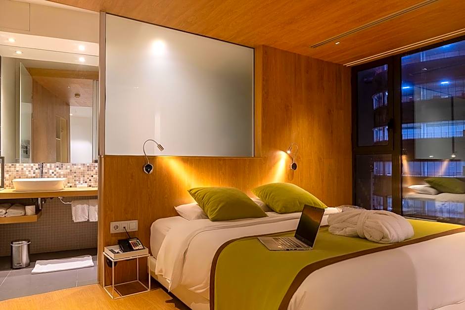 Seen Hotel Abidjan Plateau