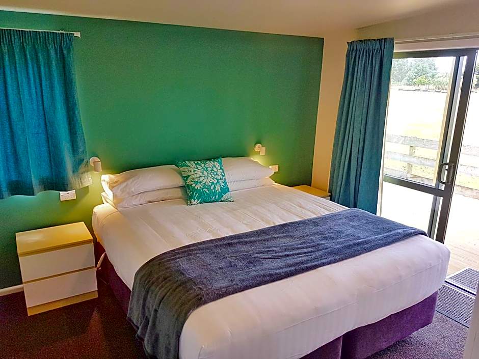 Martinborough TOP 10 Holiday Park