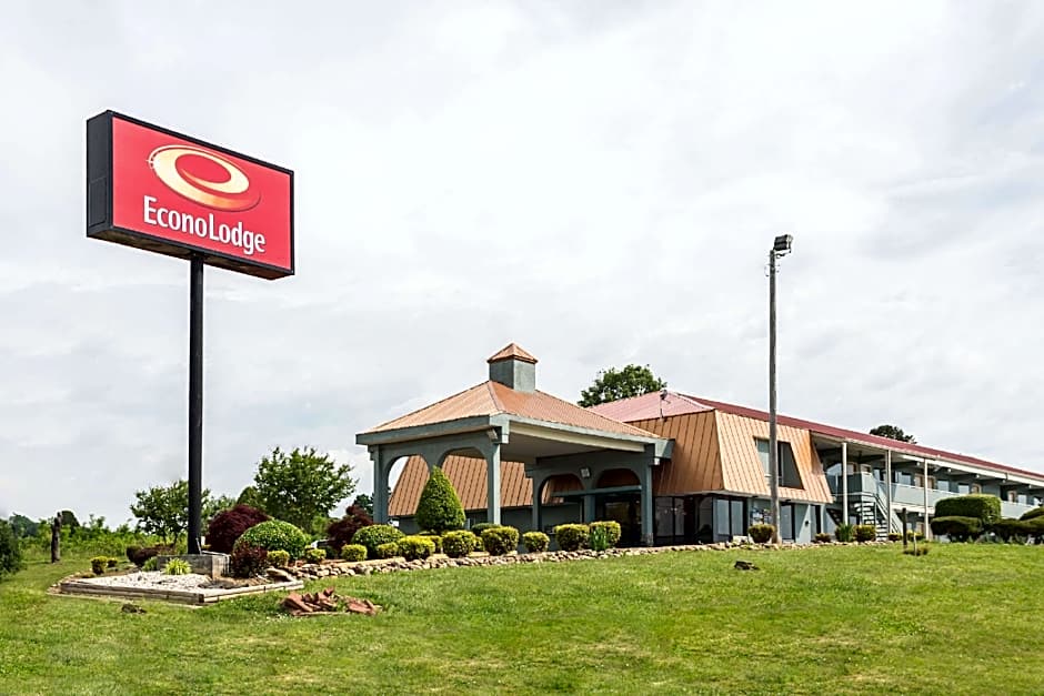 Econo Lodge White Pine Morristown I-81 & I-40 Split