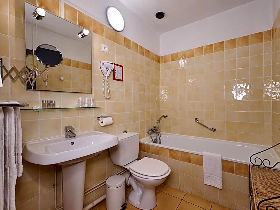 LOGIS Hotel Du Theatre