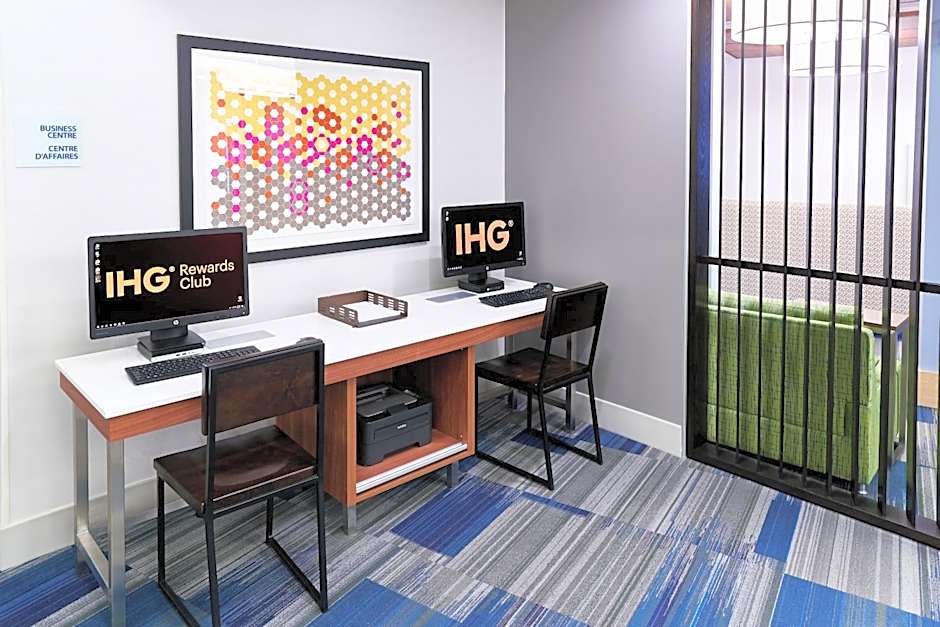 Holiday Inn Express Hotel & Suites Dieppe Airport By IHG