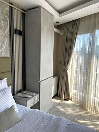 One-Bedroom Family Apartment