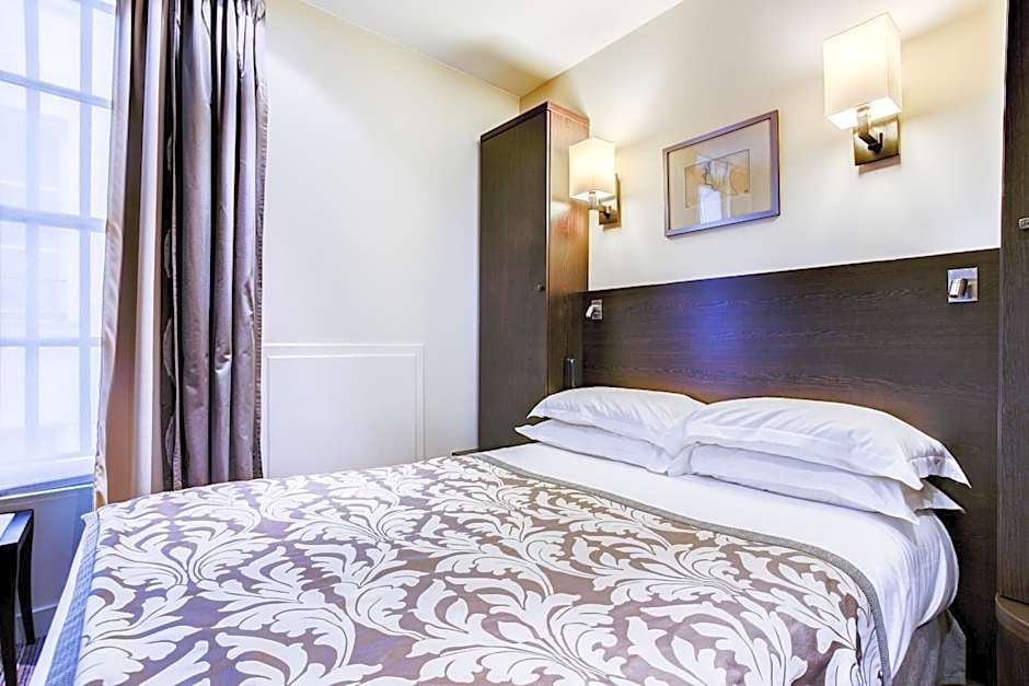 Hôtel Paris Louvre Opéra