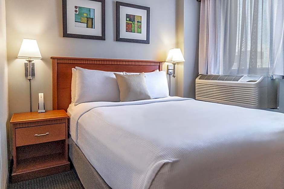 Hôtel Saint-Laurent Montréal