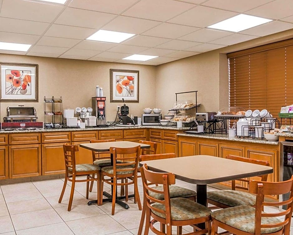Comfort Inn Utica