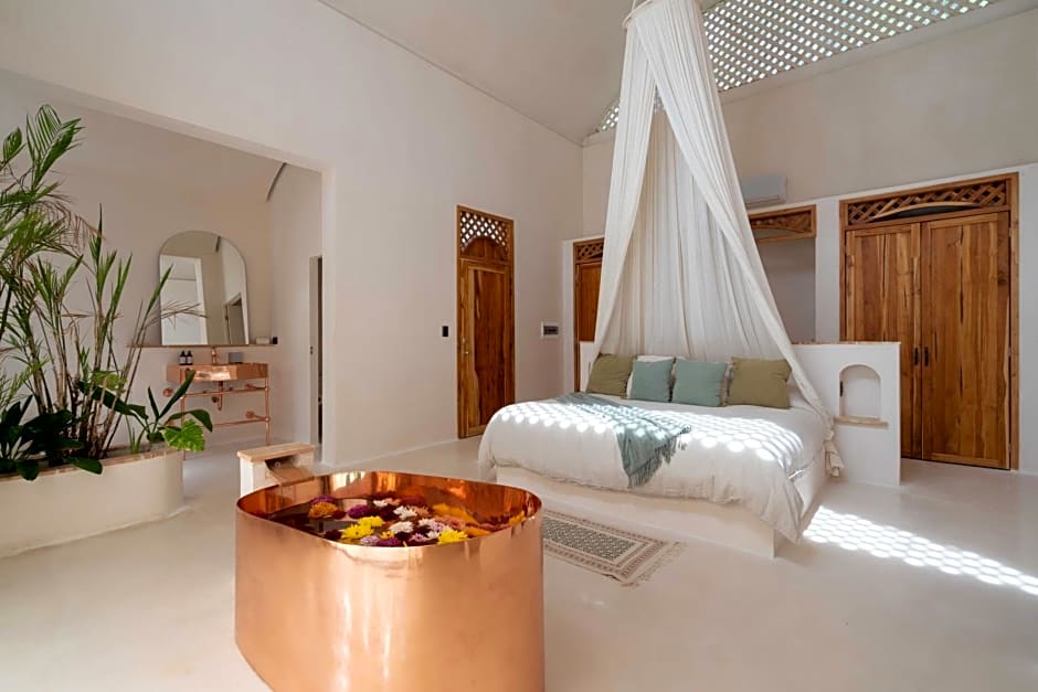 Anat Tantric Boutique Hotel