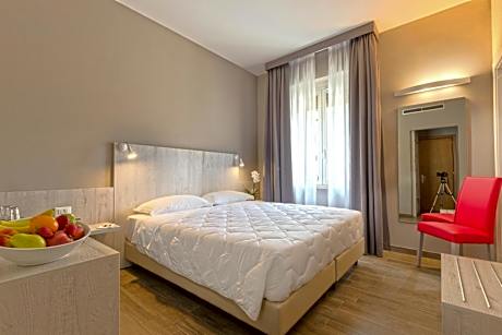 Superior Double or Twin Room with Terrace