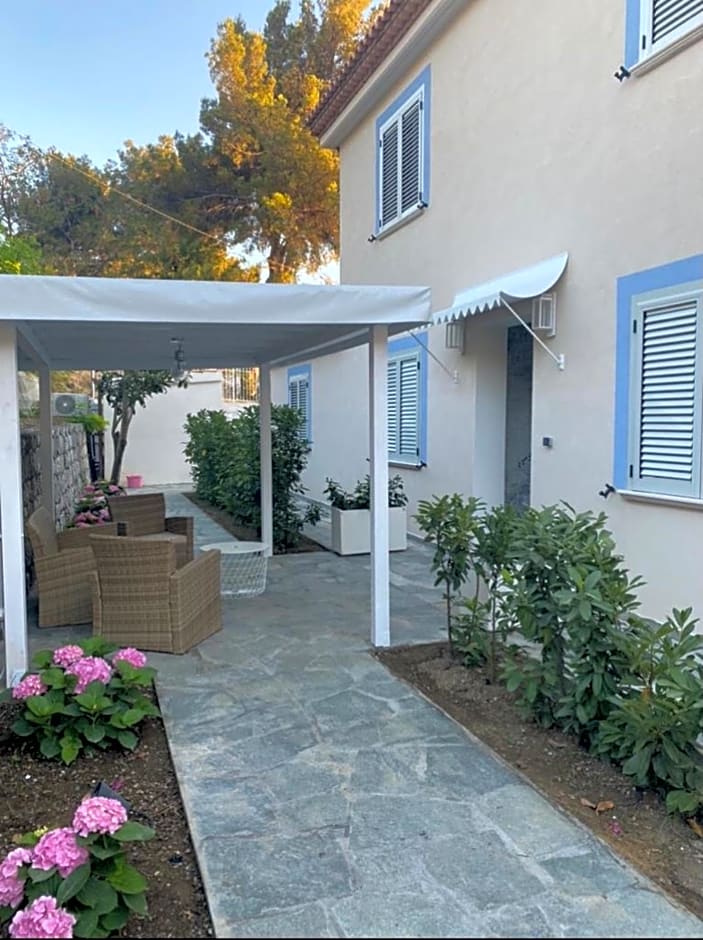 4Essences Boutique Rooms