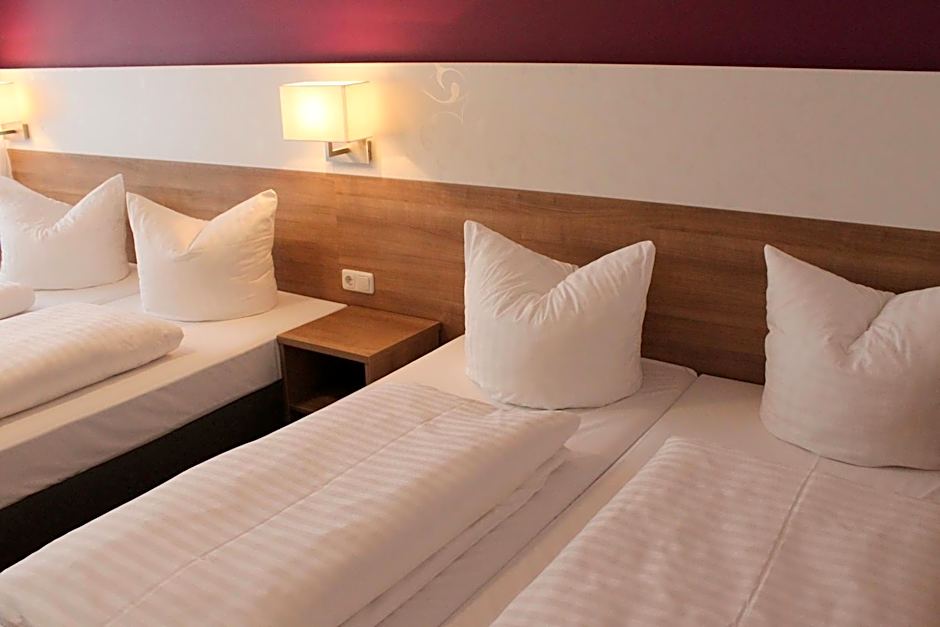 Hotel S16