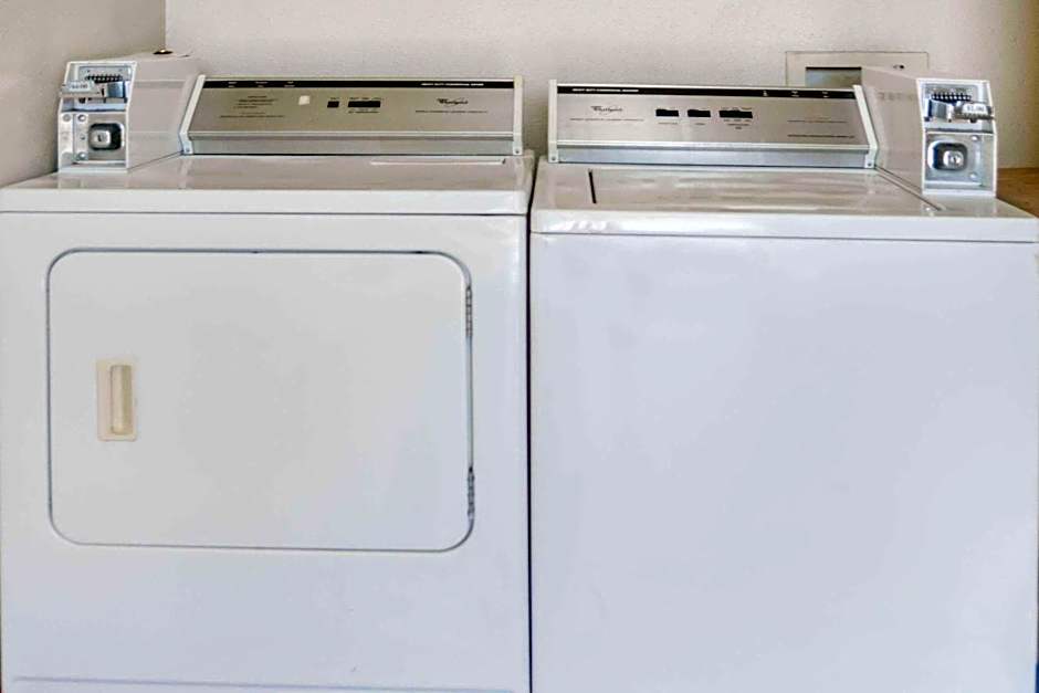 Travelodge by Wyndham Temple