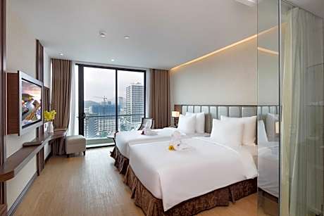 Grand Deluxe Partial Sea View