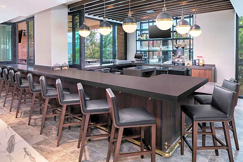 Hyatt Place Mount Pleasant Towne Centre