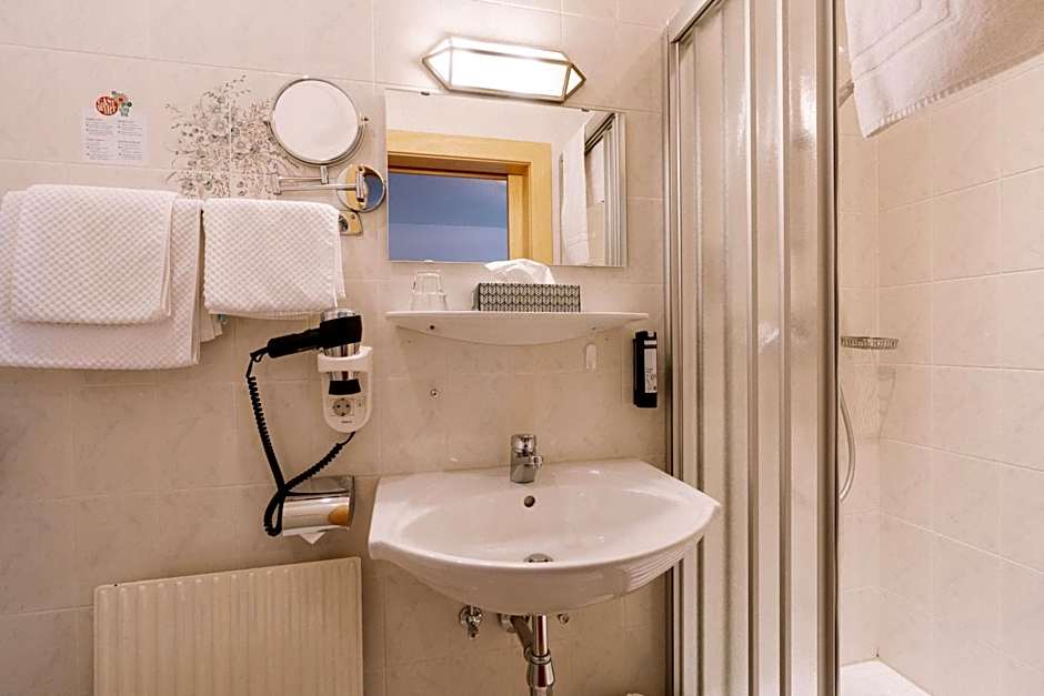 Hotel Alpenblick Attersee