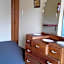 Larchwood Motels