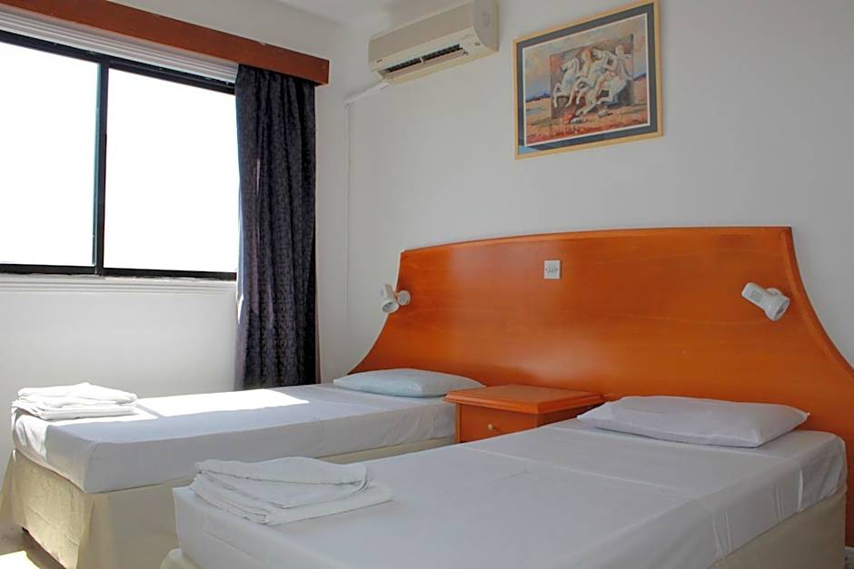 Florea Hotel Apartments