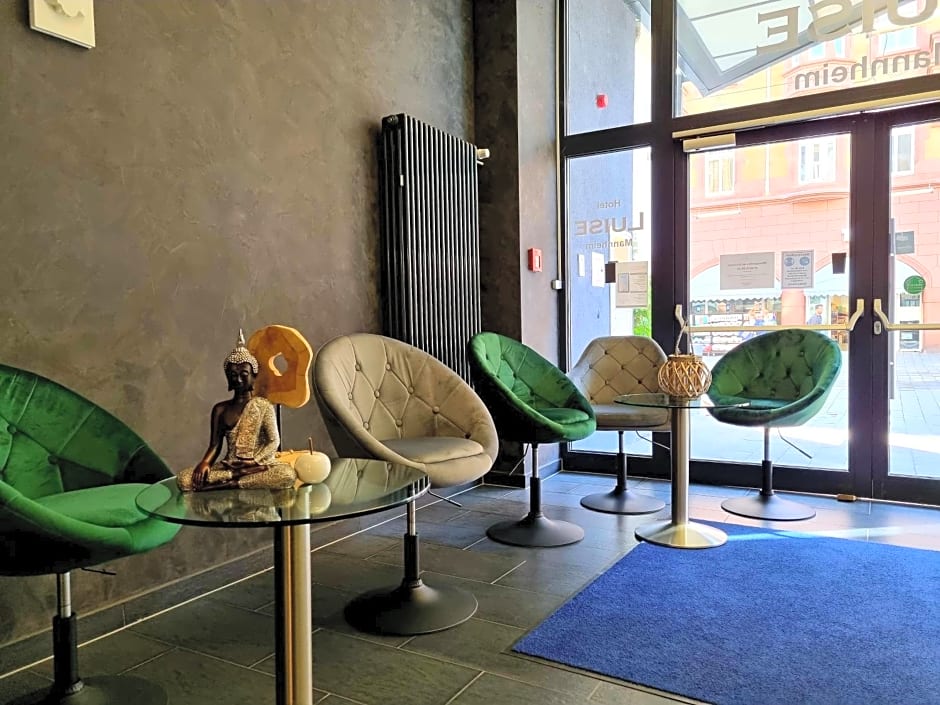 Hotel Luise Mannheim - by SuperFly Hotels