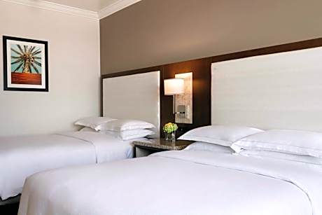 Superior Queen Room with Two Queen Beds
