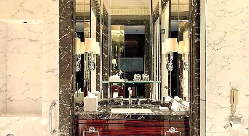 Four Seasons Hotel Bahrain Bay