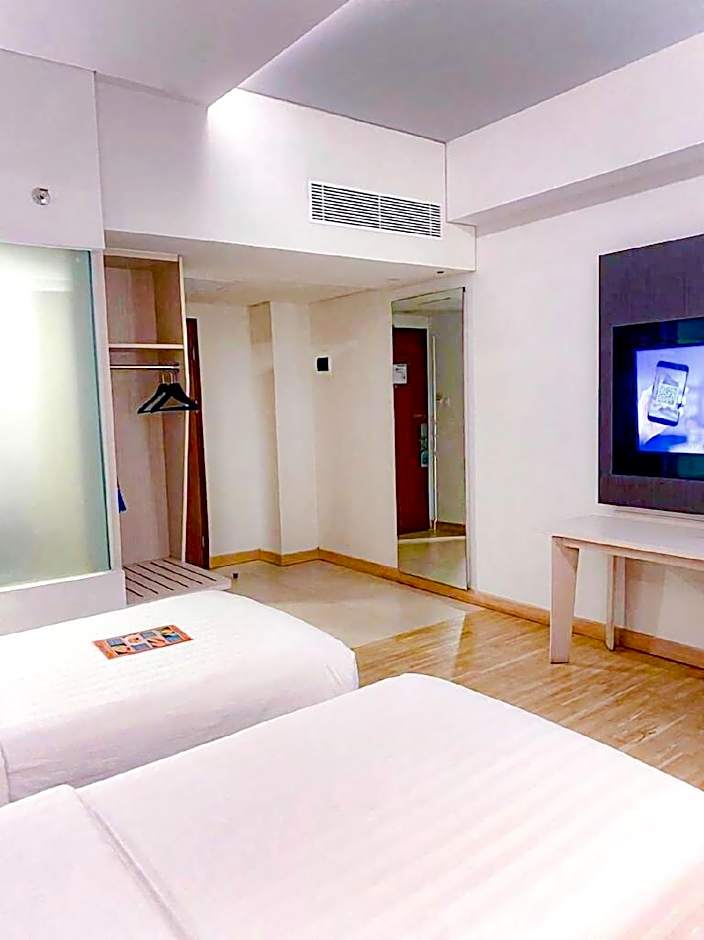 Harper Palembang by ASTON