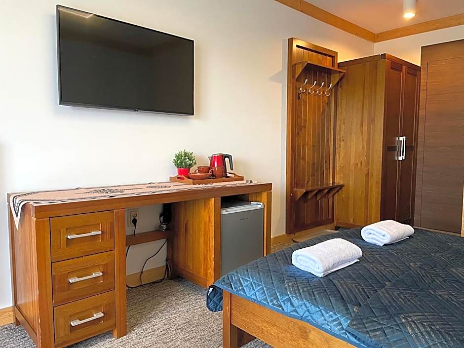 Willa Królewska - Wellness SPA - widokowe Pokoje i Apartamenty