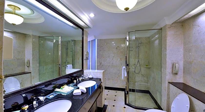 Evergreen Laurel Hotel