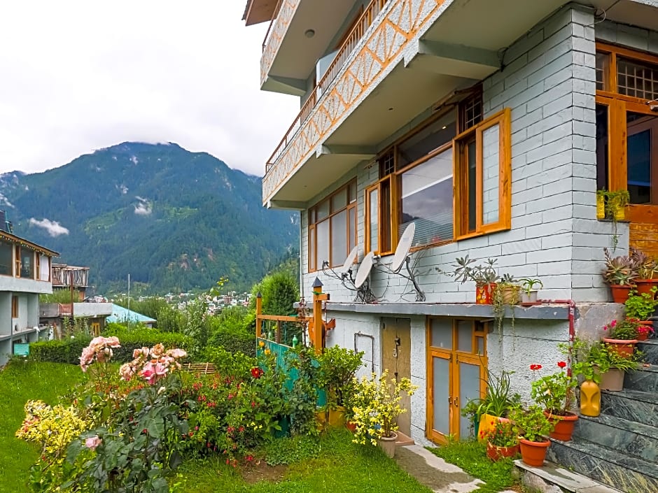 The Byke Neelkanth Hotel