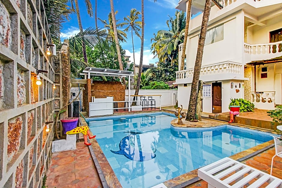 FabExpress Golden Nest Deluxe – Calangute, 