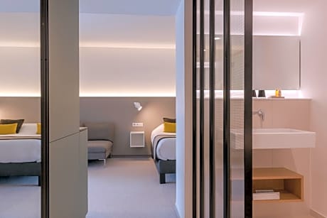 Superior Single / Double Room