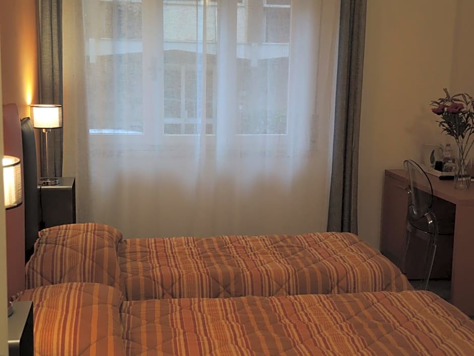B&B Ariston Pisa Tower