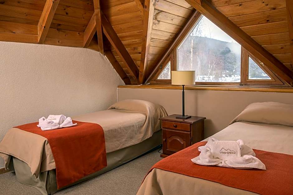 Village Catedral Hotel & Spa