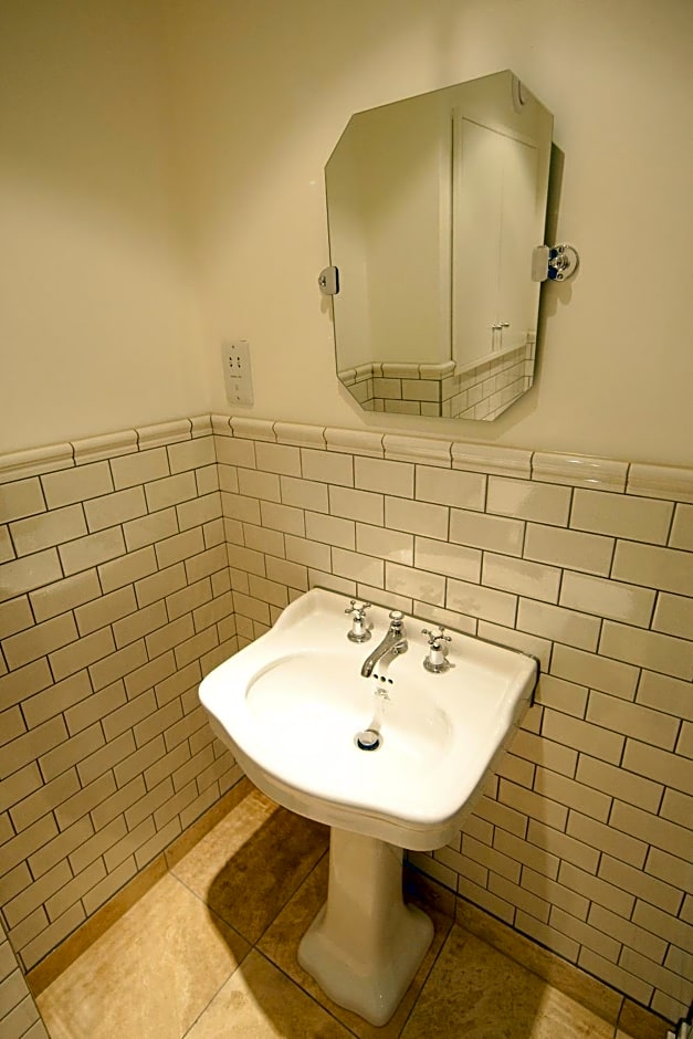 Kennington B&B – London