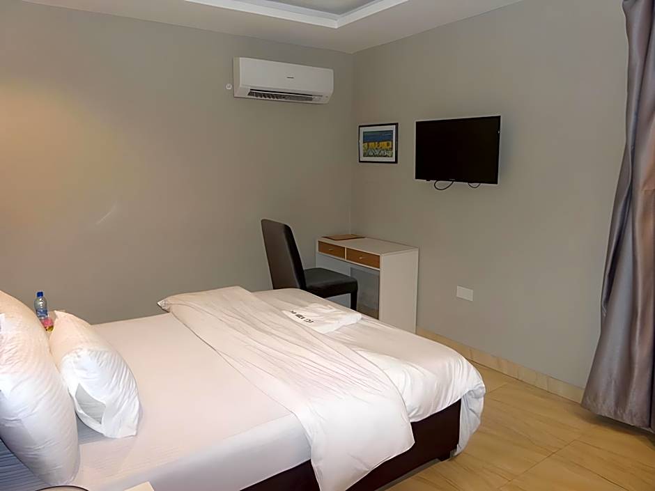 Blackwood Hotel
