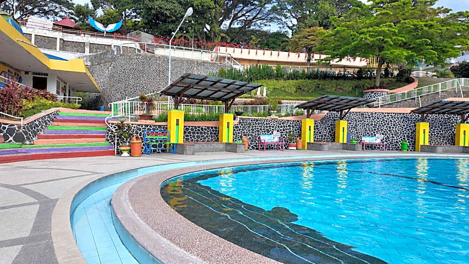 Kapal Garden Hotel at Taman Rekreasi Sengkaling