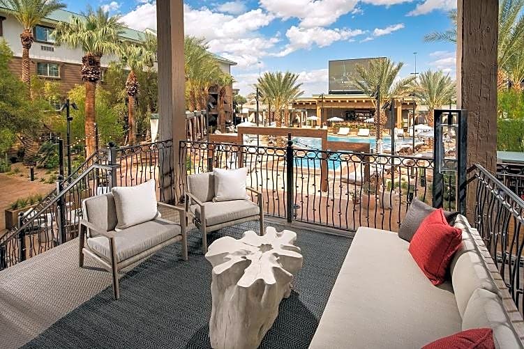 Silverton Casino Lodge - Newly Renovated