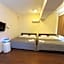 So Hotel