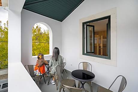 Bed in 10-Bed Mixed Dormitory Room