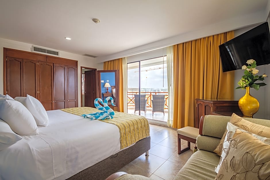 Photo 1 of 1 of Junior Standard Suite
