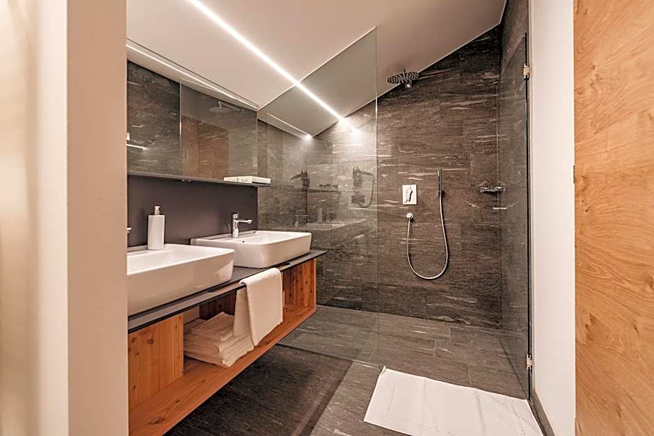 Oberhauser Hütte Rodenecker - Lüsner Alm