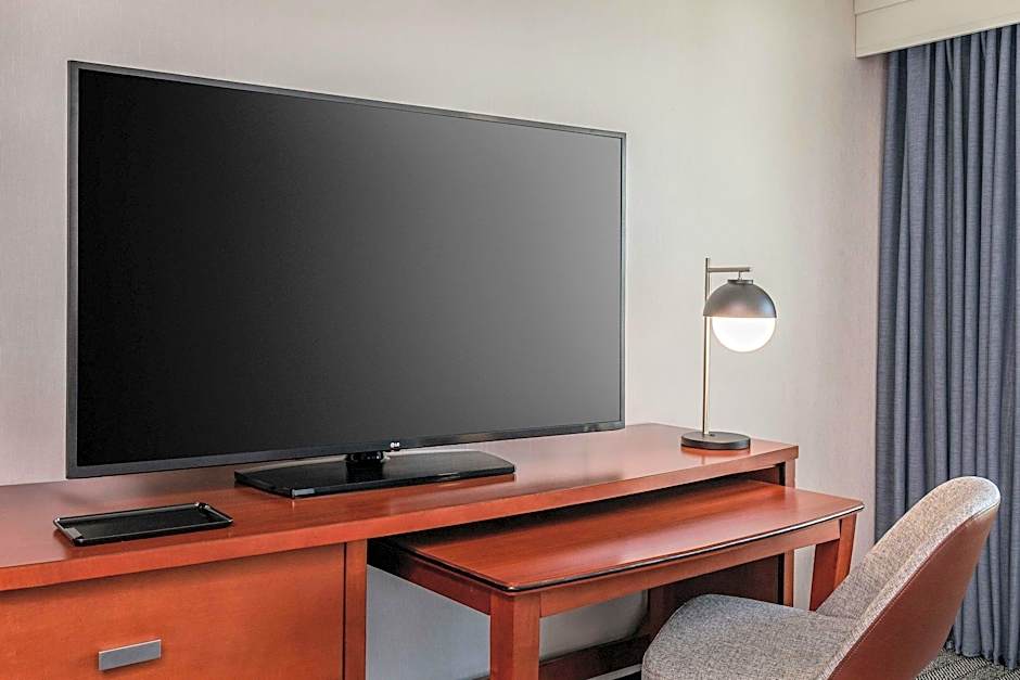 Courtyard by Marriott Hadley Amherst