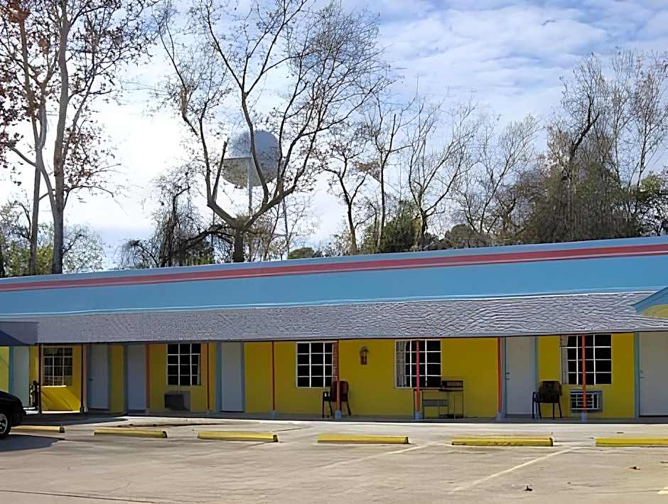 Relax Inn Motel Kountze