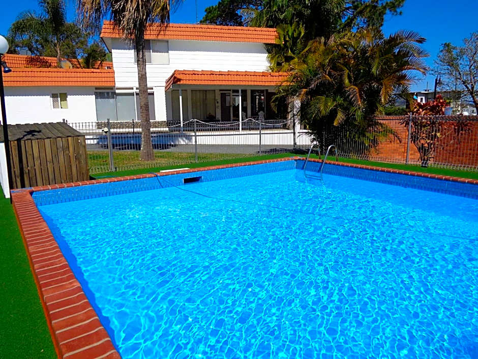 Moon River Motor Inn