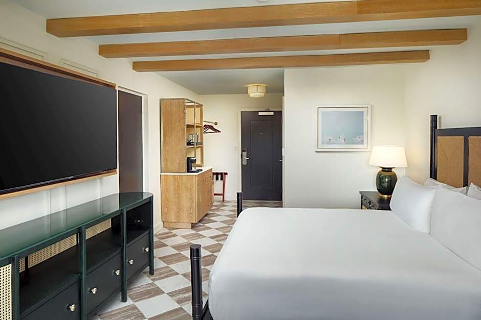 Casa Marina Key West, Curio Collection by Hilton