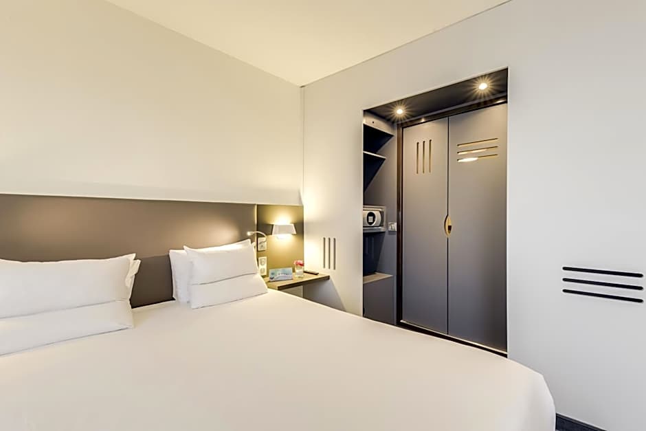 Novotel Suites Paris CDG Airport Villepinte