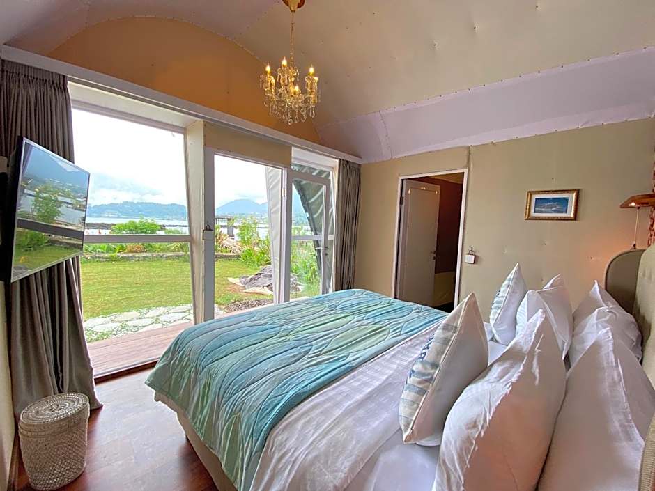 Pondanu Cabins By The Lake