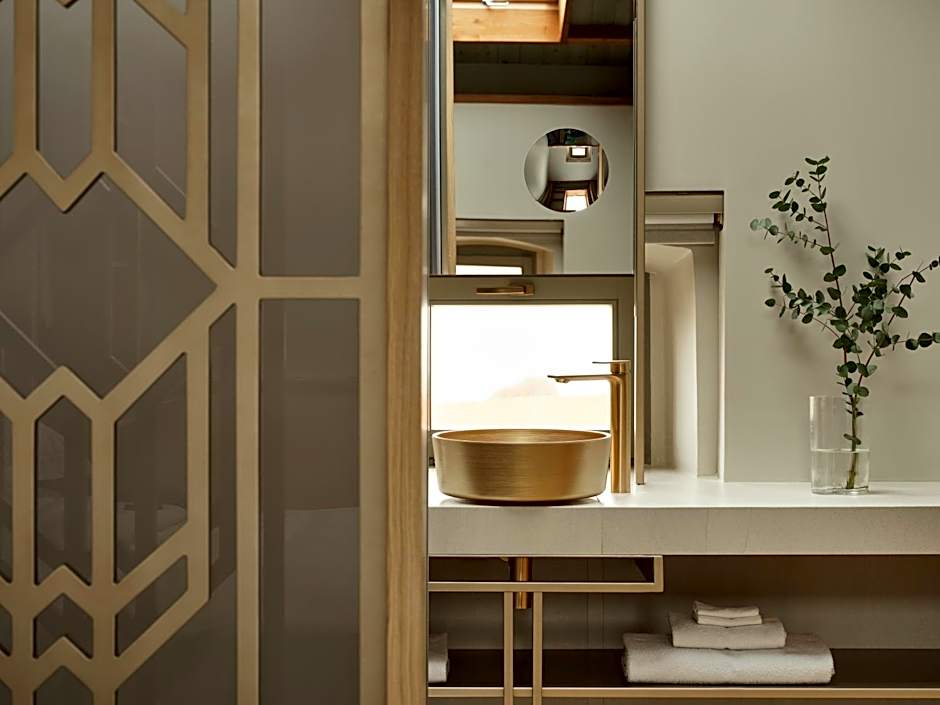 Domus Blanc Boutique Hotel