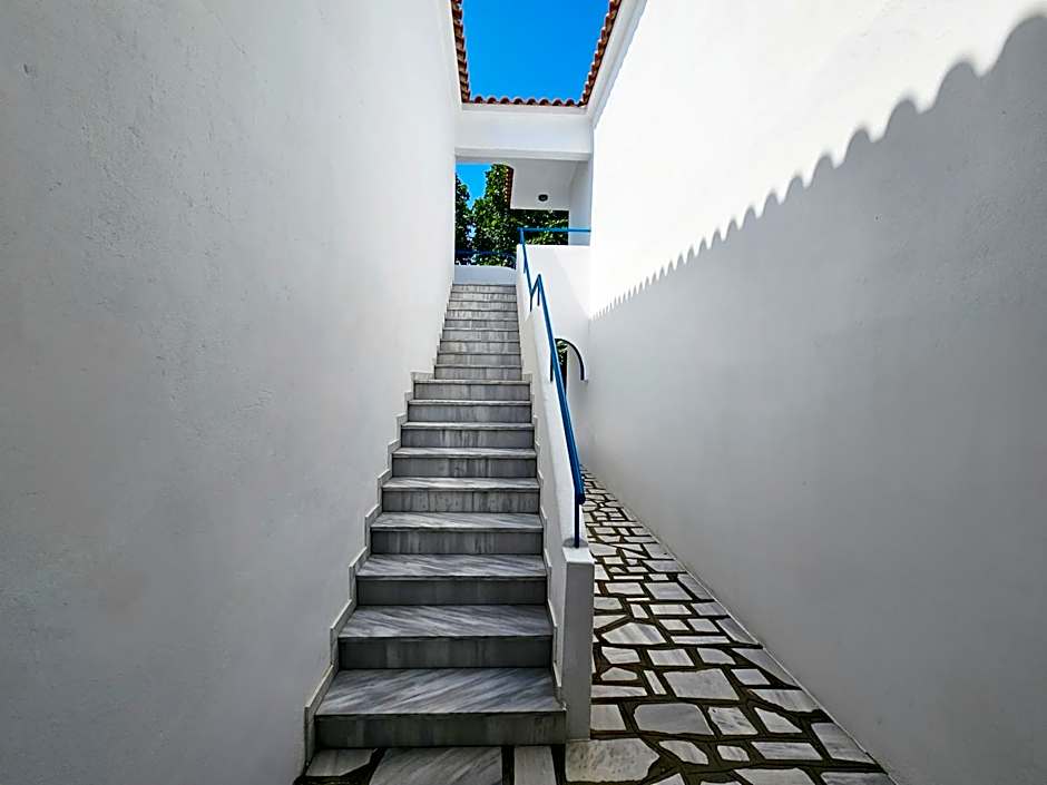 Pavlis Studios Kampos