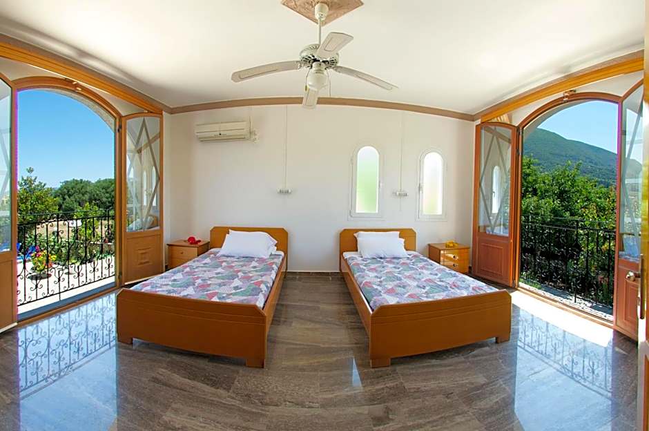 Nikos Studios and Apartments