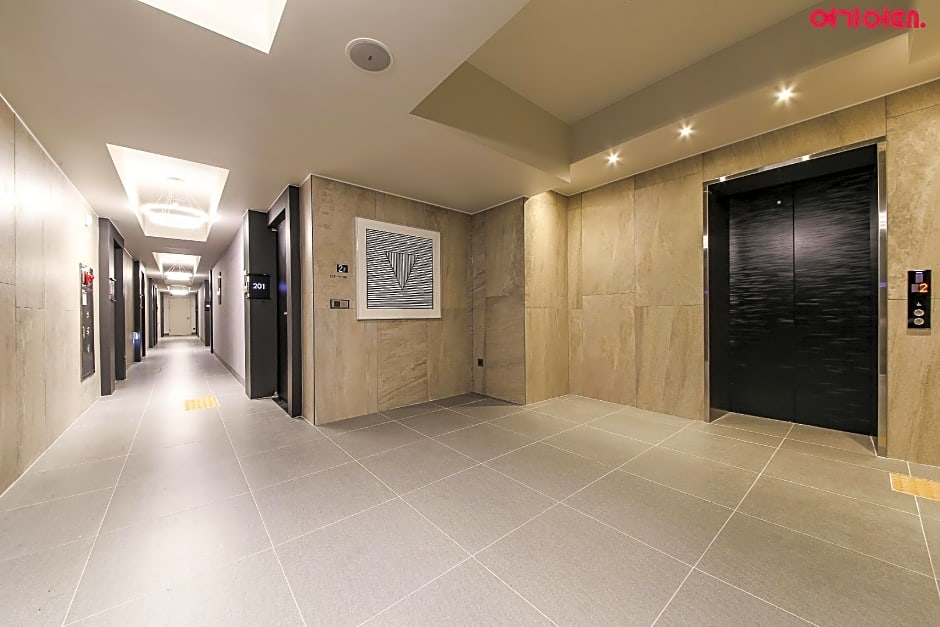 Yeonsan Hound Hotel