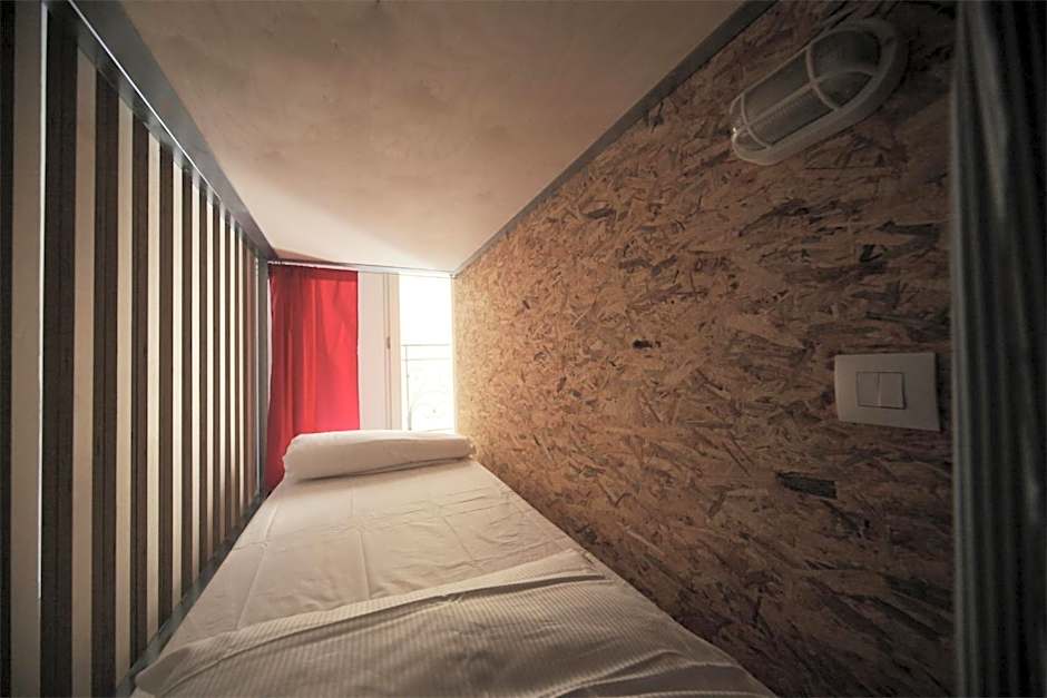 Dopa Hostel
