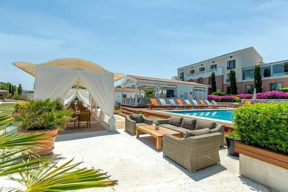 Antmare Hotel